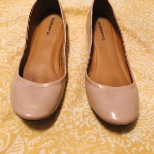Nude patent leather flats
